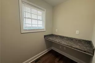 618 Liberty Overlook, Gainesville, GA 30501 - Photo 7