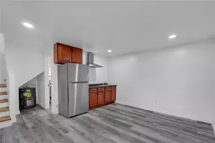 569 Garner Way NW, Lilburn, GA 30047 - Photo 5