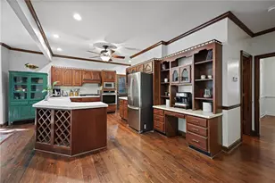 1024 Derby Run NW, Marietta, GA 30064 - Photo 17