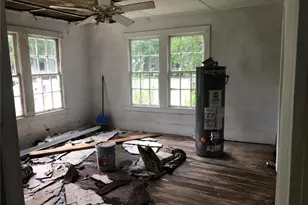 110 Newman Turner St, Sandersville, GA 31082 - Photo 5