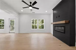784 Sherwood Rd, Gainesville, GA 30501 - Photo 7