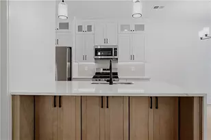 784 Sherwood Rd, Gainesville, GA 30501 - Photo 11