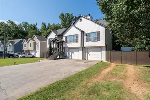 4765 Julian Way, Acworth, GA 30101 - Photo 3