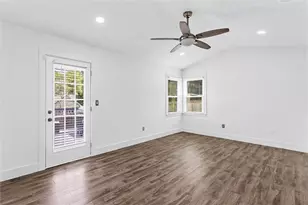 140 Grayland Creek Dr, Lawrenceville, GA 30046 - Photo 17