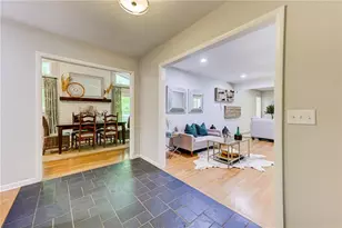 570 Elden Dr, Atlanta, GA 30342 - Photo 3