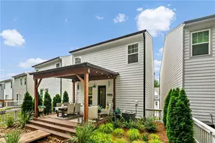 437 Bishop Ln, Woodstock, GA 30188 - Photo 27