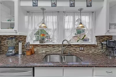 569 Garner Way NW, Lilburn, GA 30047 - Photo 13