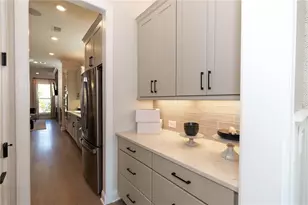 899 Eastman Ct, Hoschton, GA 30548 - Photo 5