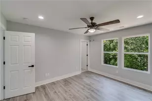 2389 Highpoint Rd, Snellville, GA 30078 - Photo 5