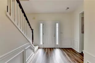 900 Cherringham Ct, Johns Creek, GA 30005 - Photo 3