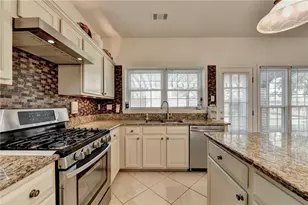 900 Cherringham Ct, Johns Creek, GA 30005 - Photo 15