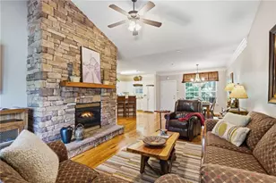 92 Glen Eagle Ct, Clayton, GA 30525 - Photo 7