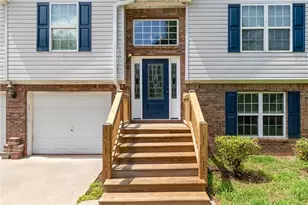 4718 Middleboro Ln, Gainesville, GA 30506 - Photo 5
