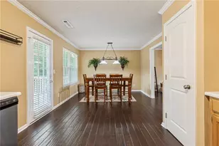 4718 Middleboro Ln, Gainesville, GA 30506 - Photo 17