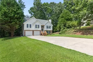 4718 Middleboro Ln, Gainesville, GA 30506 - Photo 3