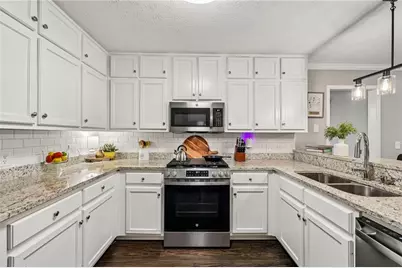 2362 Dover Lane, Snellville, GA 30078 - Photo 9