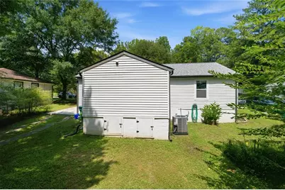 2344 Old Spring Road SE, Smyrna, GA 30080 - Photo 31