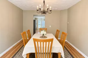 4033 Roxberry Hill Ln, Buford, GA 30518 - Photo 11