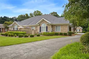4704 Rose Arbor Dr NW, Acworth, GA 30101 - Photo 1