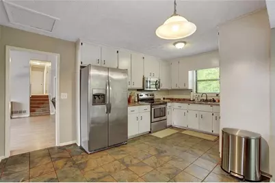 4831 Highpoint Drive NE, Marietta, GA 30066 - Photo 7