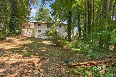 2418 Meadow Lark Drive, East Point, GA 30344 - Photo 5