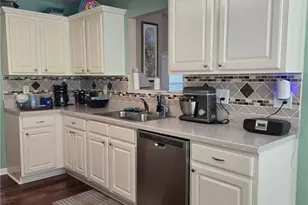 1227 Alex Dr, Winder, GA 30680 - Photo 5