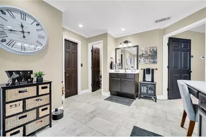 5724 Newberry Point Drive, Flowery Branch, GA 30542 - Photo 33