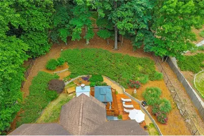 5724 Newberry Point Drive, Flowery Branch, GA 30542 - Photo 47