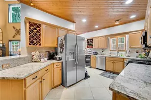 5724 Newberry Point Dr, Flowery Branch, GA 30542 - Photo 21