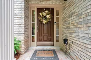 5724 Newberry Point Dr, Flowery Branch, GA 30542 - Photo 3