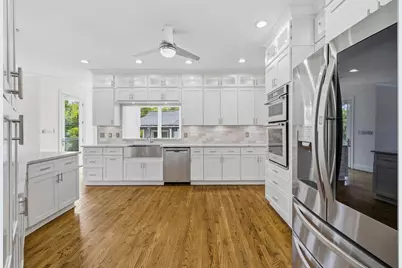 5343 Lake View Club, Dunwoody, GA 30338 - Photo 9
