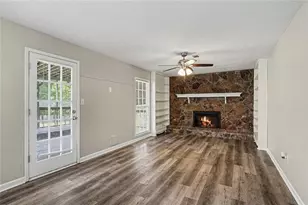 125 Beacon Dr, Fayetteville, GA 30215 - Photo 3