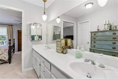 713 N Saint Marys Lane NW, Marietta, GA 30064 - Photo 27