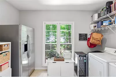 713 N Saint Marys Lane NW, Marietta, GA 30064 - Photo 13
