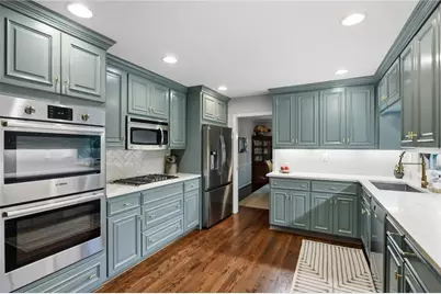 713 N Saint Marys Lane NW, Marietta, GA 30064 - Photo 9