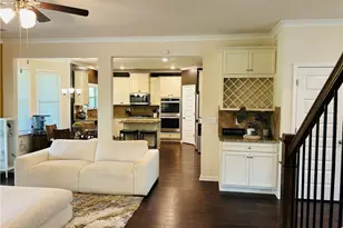 330 Darien Dr, Senoia, GA 30276 - Photo 11