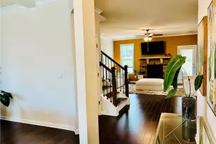 330 Darien Dr, Senoia, GA 30276 - Photo 5