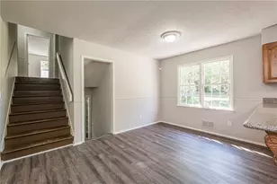 1798 Dogwood Ct, Snellville, GA 30078 - Photo 13