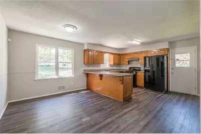 1798 Dogwood Court, Snellville, GA 30078 - Photo 11