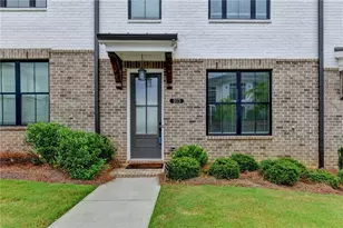603 Millcroft Blvd, Buford, GA 30518 - Photo 3
