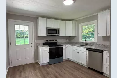1289 Stewart Street, Carrollton, GA 30117 - Photo 9
