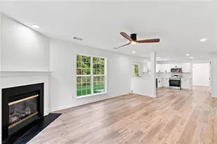 5845 Amerson Ln, Ellenwood, GA 30294 - Photo 9