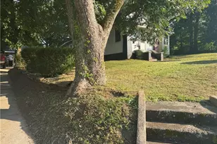 220 S Carroll Rd, Villa Rica, GA 30180 - Photo 5