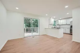 895 Kings Grant Dr NW, Atlanta, GA 30318 - Photo 5
