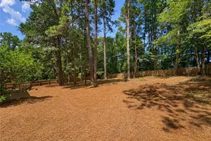 4521 S Roberts Dr, Buford, GA 30518 - Photo 17