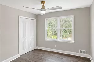 4521 S Roberts Dr, Buford, GA 30518 - Photo 13
