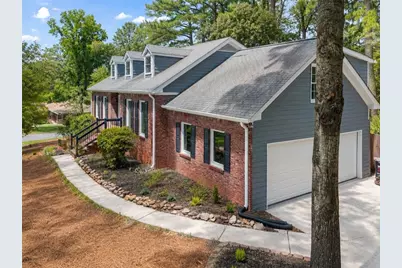 4521 S Roberts Drive, Buford, GA 30518 - Photo 3