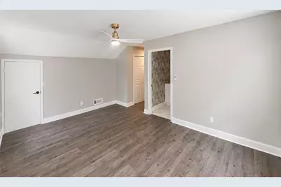 4521 S Roberts Drive, Buford, GA 30518 - Photo 9
