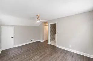 4521 S Roberts Dr, Buford, GA 30518 - Photo 9