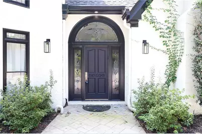 700 S Brighton Court NW, Atlanta, GA 30327 - Photo 5